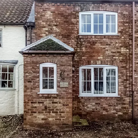 Half Moon Holiday home Brafferton